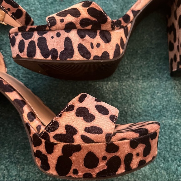 Leopard Animal Print Platform Heels Ankle Strap Size 8.5 Mossimo Supply Co - Picture 7 of 14